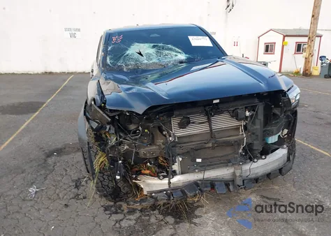 2024 Toyota Tacoma Trd Off Road z USA, uszkodzony, nr VIN 3TMLB5JNXRM031765